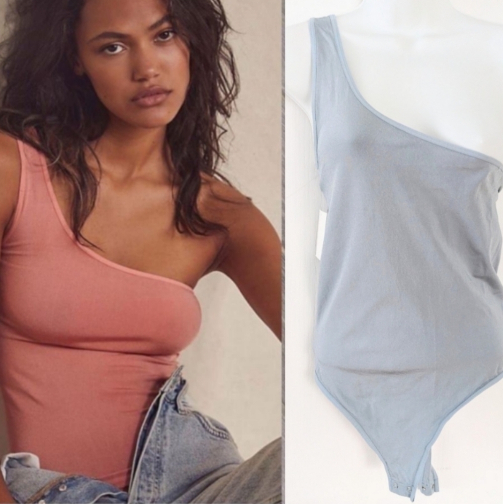 Free people Intimately Too late seamless bodysuit light blue Medium Large T9